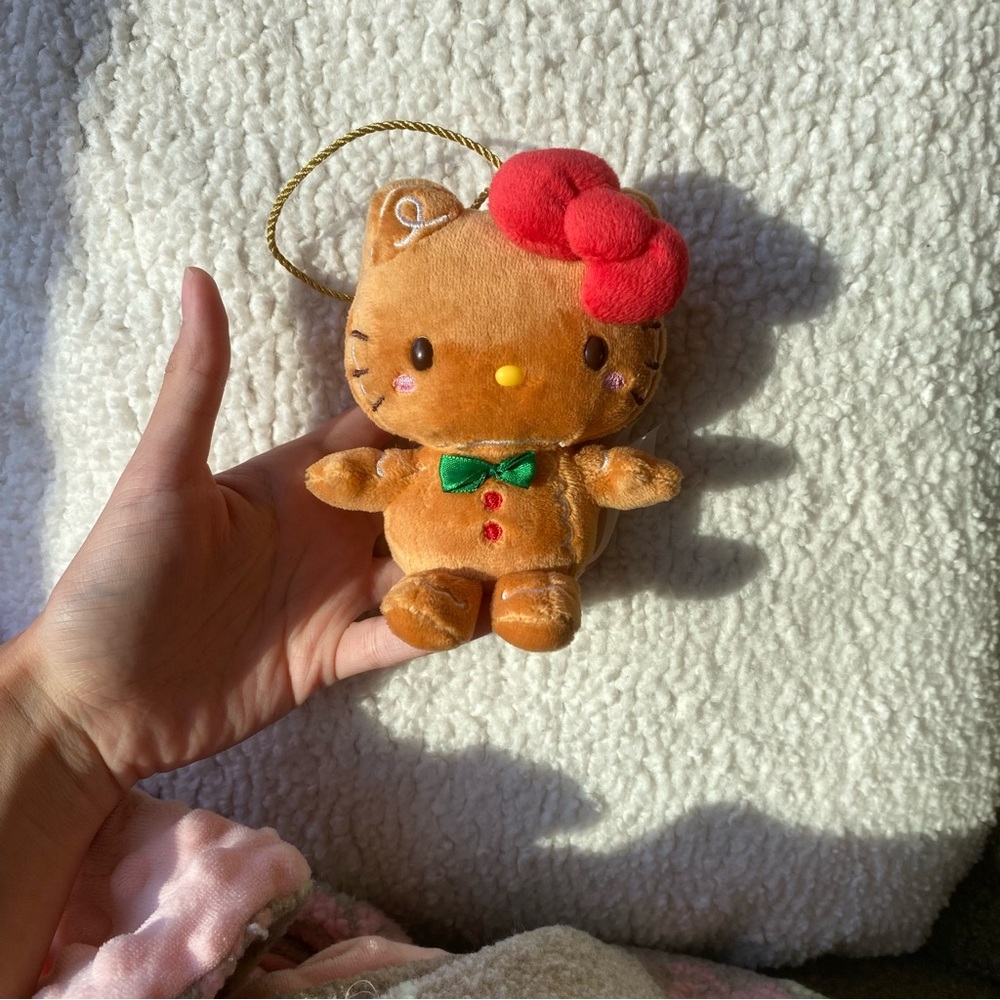 Sanrio hello kitty gingerbread plush keychain